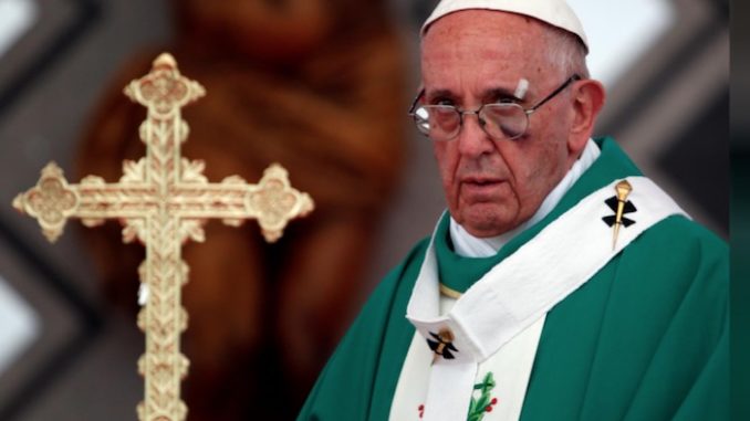 Des prêtres catholiques dénoncent “l’abus sur enfants lors de rituels sataniques” au Vatican