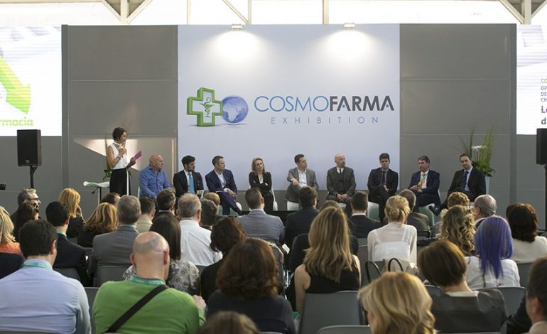 Une conférence sur les pharmaciens et les cosmétiques à Cosmofarma