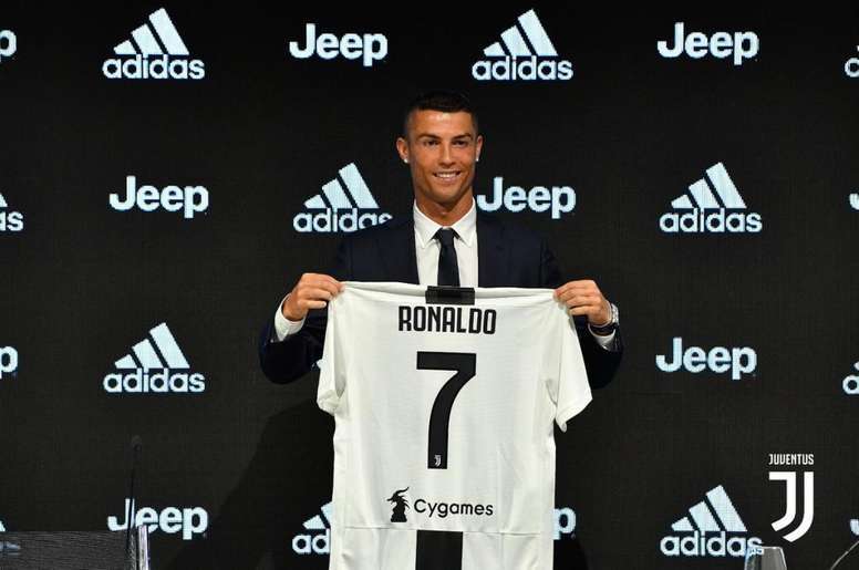 Voici Les raisons cachées derrière le transfert de Cristiano Ronaldo à la Juve !