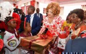 Noel 2017 / Fondation Chantal BIYA : communion totale entre les enfants et leur maman en images