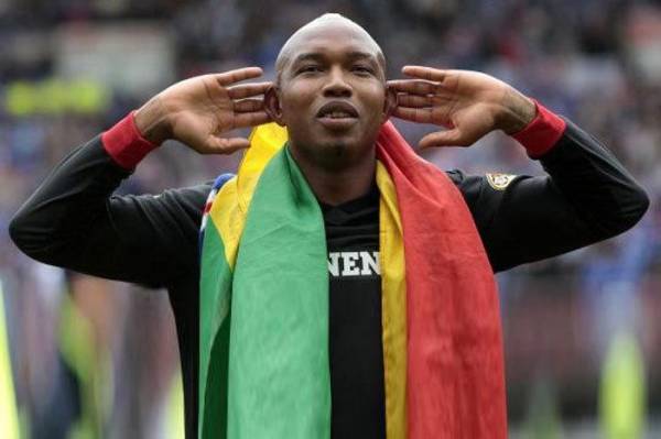 Sénégal/Zimbabwé: El Hadj Diouf aperçu dans les vestiaires des Lions