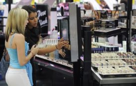 Dans quels pays, cosmétiques et parfums sont-ils les moins chers?