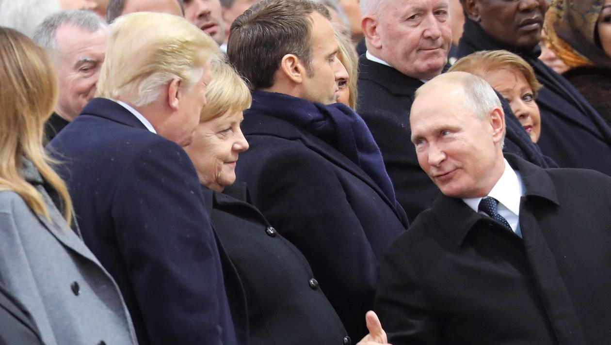 Vladimir Poutine a « une bonne conversation » avec Donald Trump à Paris