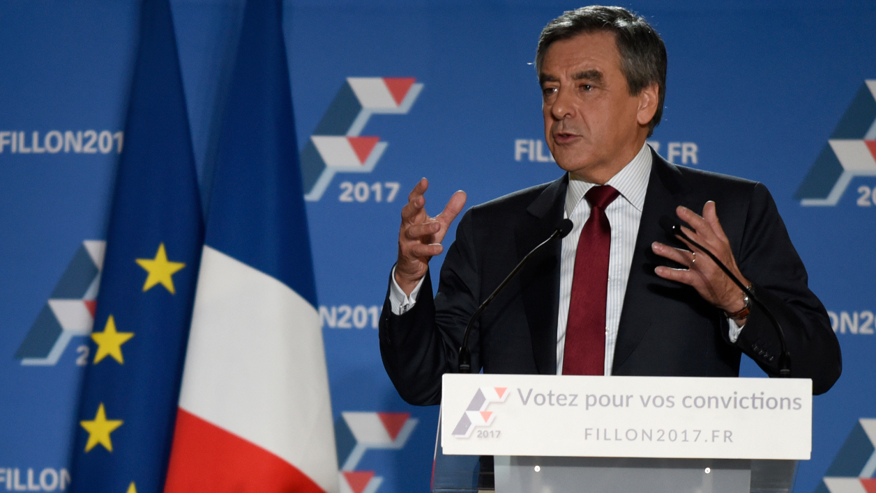 Sondage: 76% des Français pas convaincus par la défense de François Fillon