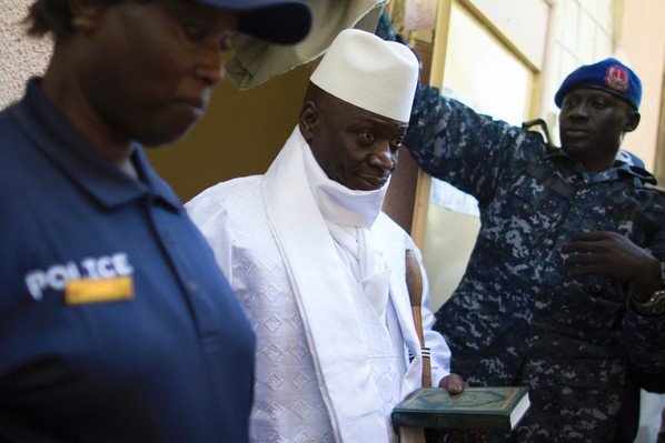 Me Edward Gomes, l’avocat de Jammeh fuit la Gambie et se réfugie au Sénégal