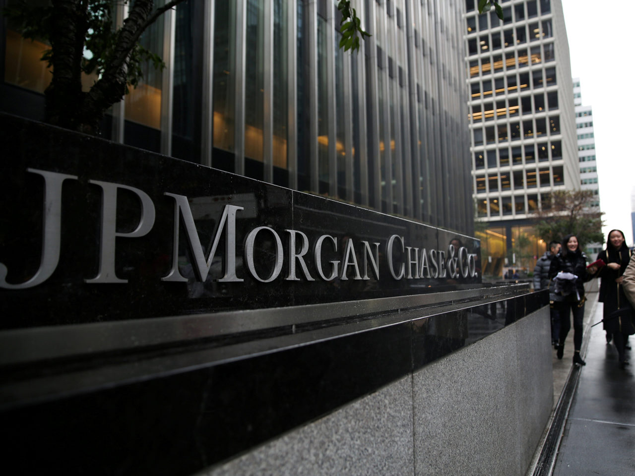 La banque américaine JPMorgan investit 26 M€ dans le département le plus pauvre de France parce que c’est ‘un bon pari’