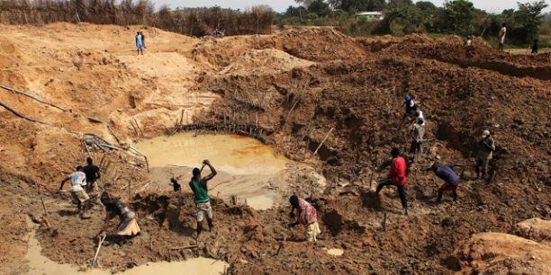 Le Burkina Faso régule son commerce de l’or