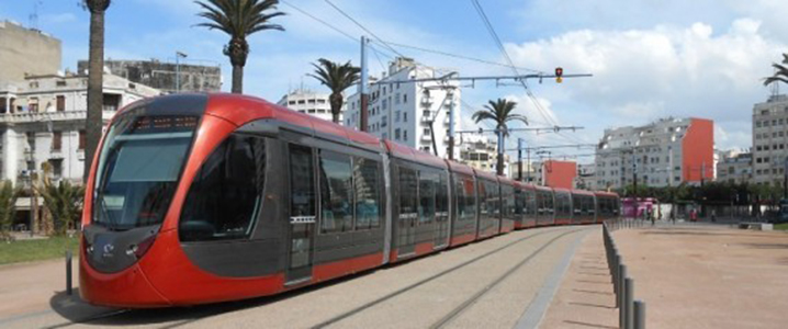 Le tramway de Casablanca bloqué par des voyageurs