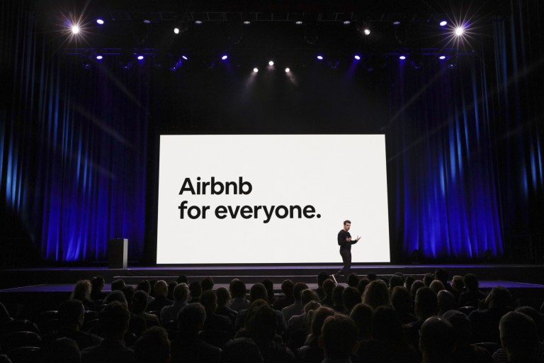 Airbnb vise 1 milliard de voyageurs par an