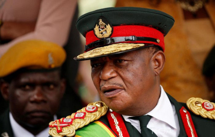 Zimbabwe: Le général à la retraite Constantino Chiwenga officiellement vice-Président