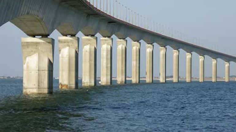 Infrastructures : le Sénégal et la BAD signent les accords de prêt du pont de Rosso