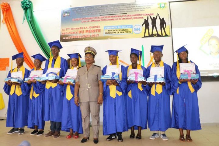 Côte d’Ivoire : Le Port Autonome de San Pedro soutient le mérite et l’excellence dans l’école ivoirienne