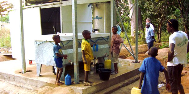 Guinée : un groupement belgo-français décroche un marché de potabilisation des eaux de surface