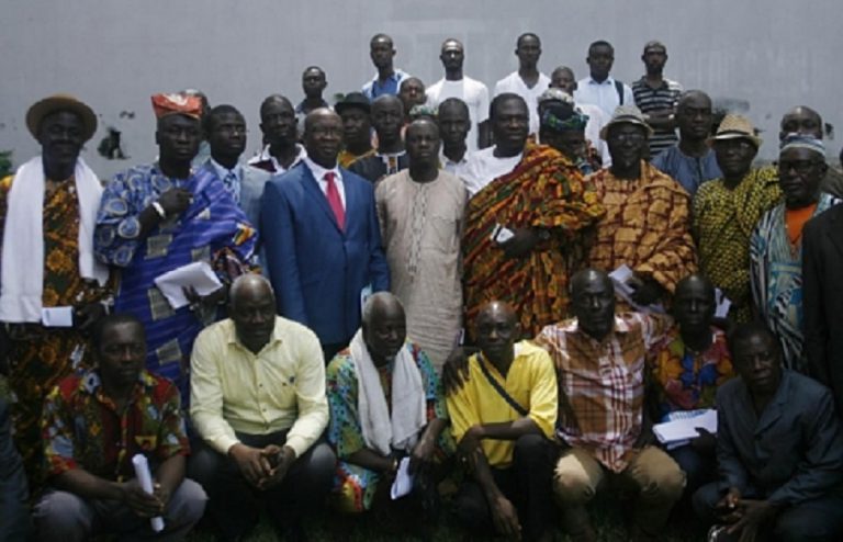 Côte-d’Ivoire échec meeting de soutien à Ouattara: Le Synap-ci accuse le Dg du Conseil café/cacao