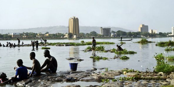 Mali : 50 millions d’euros pour développer le réseau d’alimentation en eau potable de Bamako