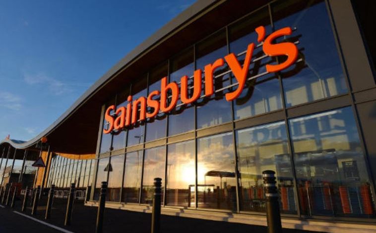 Sainsbury’s se lance dans la beauté