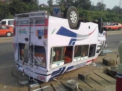 Côte d’Ivoire : Le gouvernement décide de renforcer le contrôle technique des véhicules pour plus de sécurité sur les routes