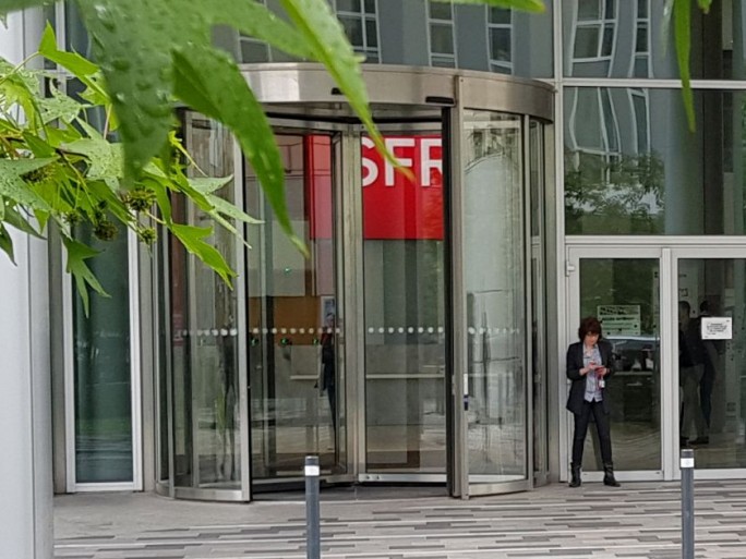 SFR veut déployer sa fibre sur 100% de la France en fonds propres d’ici 2025