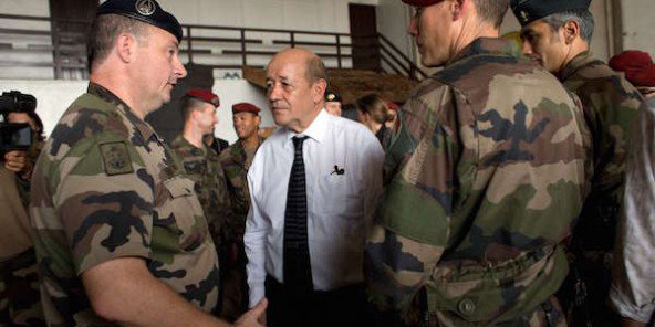 Centrafrique : depuis Bangui, Jean-Yves Le Drian annonce la fin de l’opération Sangaris