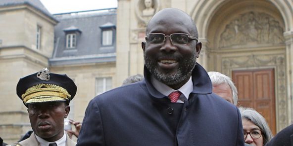 Drogba, Mbappé… les grands noms du foot à l’Élysée autour George Weah