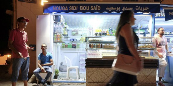 Tunisie : des initiatives gouvernementales et citoyennes pour revaloriser le dinar