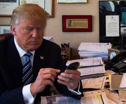 Le smartphone Android de Donald Trump remplacé par un appareil « sécurisé »