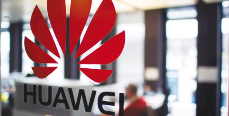 Huawei lance un smartphone facile d’utilisation