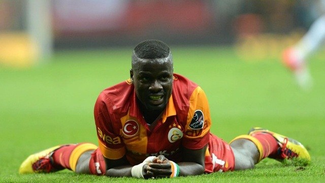 Football-Transfert vers Turk Limasol : Emmanuel Eboué recalé pour cause de maladie grave